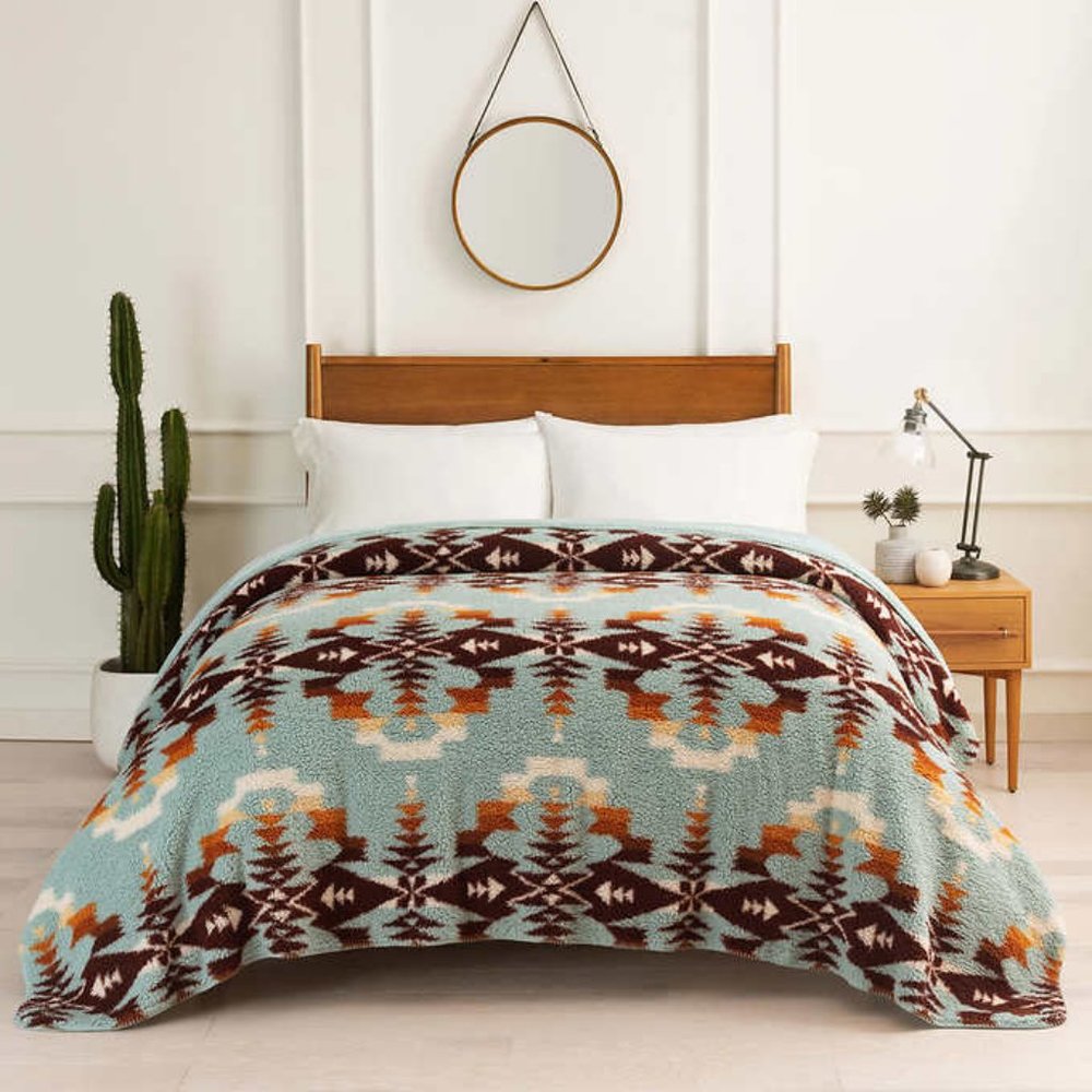 New Pendleton Sherpa Fleece Blanket Size KING
